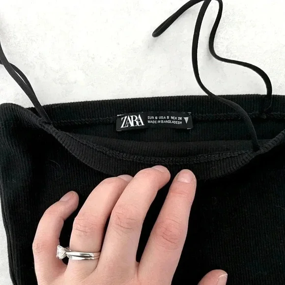 Zara/💰2 FOR $10💰Black ribbed crop top/ Size US S - Picture 8 of 9
